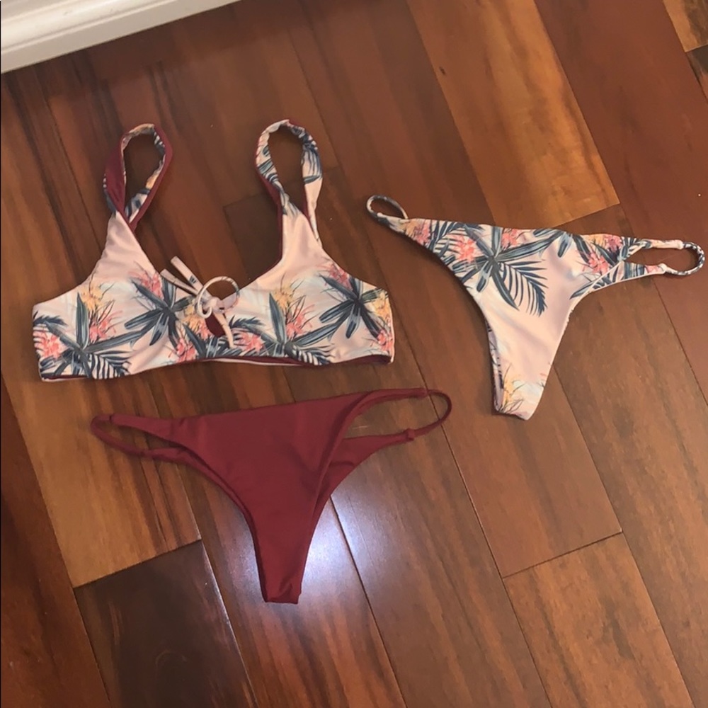 Bikini bundle ❌SOLD❌ - Picture 3 of 3
